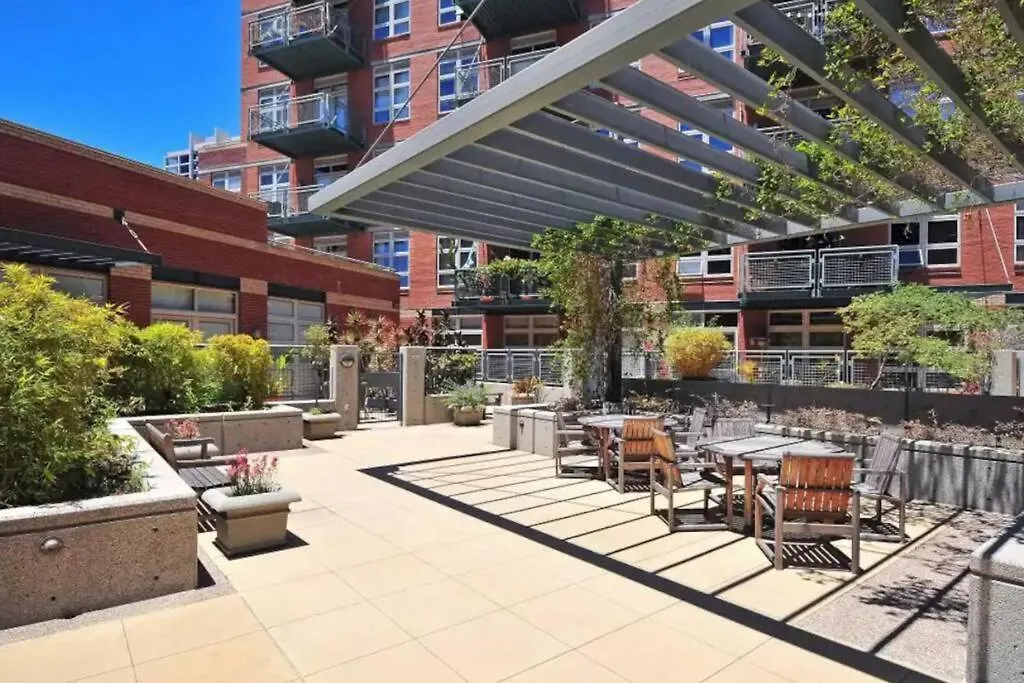 Sofi And Intuit 10 Min Drive Sleep 10 People 6 Beds Apartment Inglewood